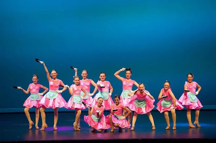 Lyn's Academy of Dance Picture 2