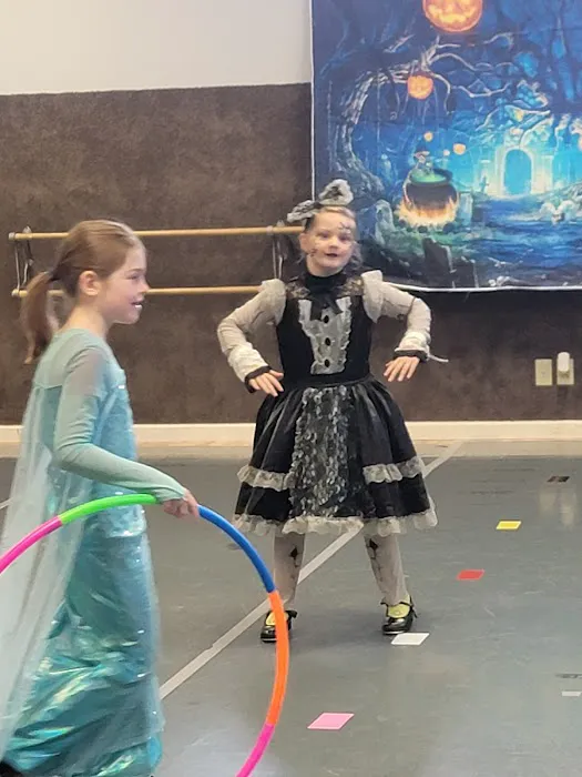 Lyn's Academy of Dance Picture 7