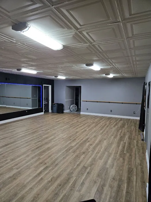 Glow Dance Studio Toledo Picture 3