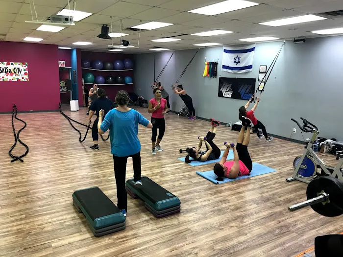 Salsa City Studio Picture 2