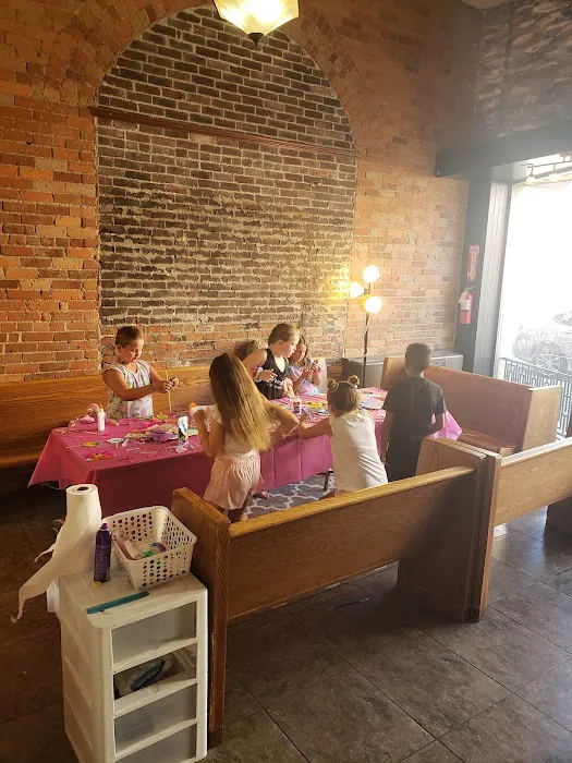 Turns on 2nd Dance Studio Picture 1