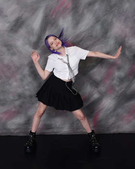 Modern Elements- The Dance Studio & Boutique Picture 7