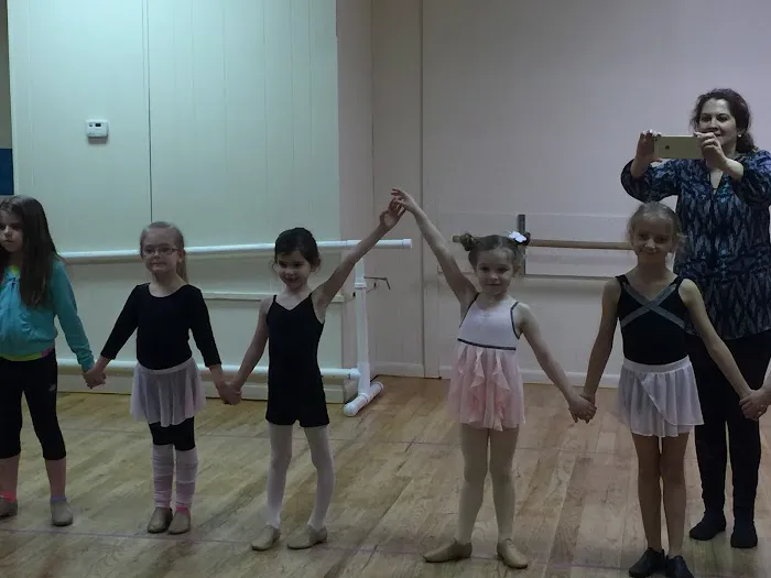 Dance Techniques With Cheryl DeLucio Picture 9
