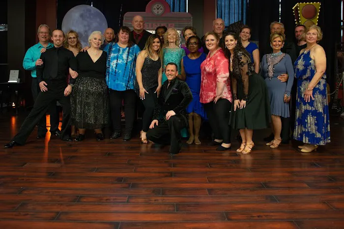 Fred Astaire Dance Studios - Fort Wayne Northeast Picture 8