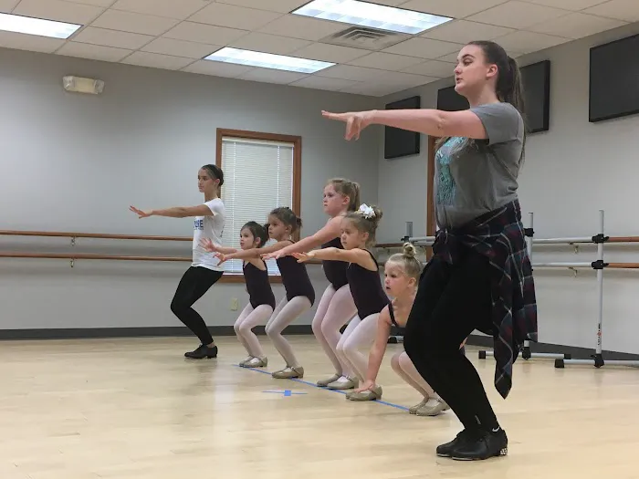 Pure Dance Works Picture 4