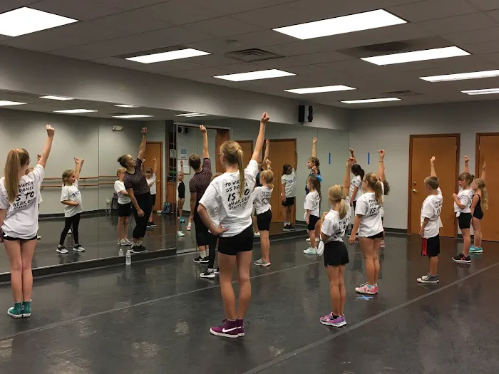 Pure Dance Works Picture 7