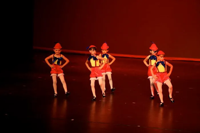 Academy of Arts Picture 4