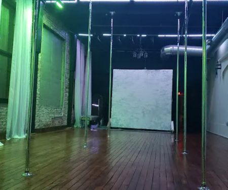Summit City Pole