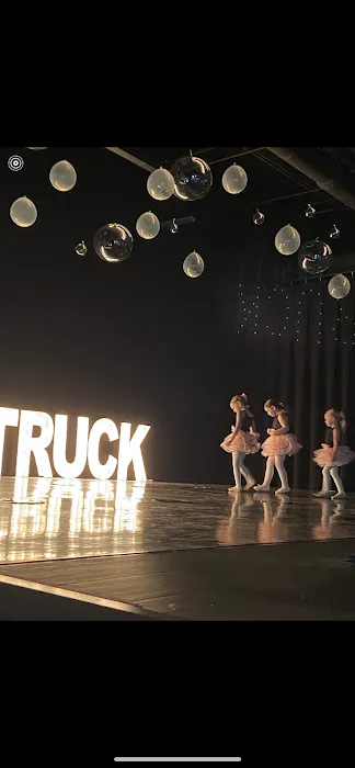 Starstruck Performance Company Picture 5