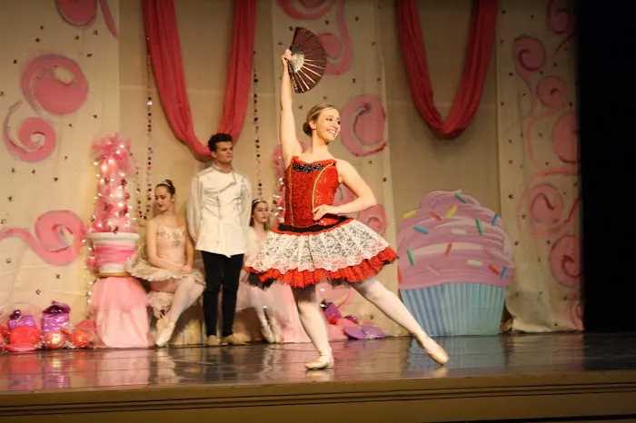 Muncie Ballet Studio Picture 6