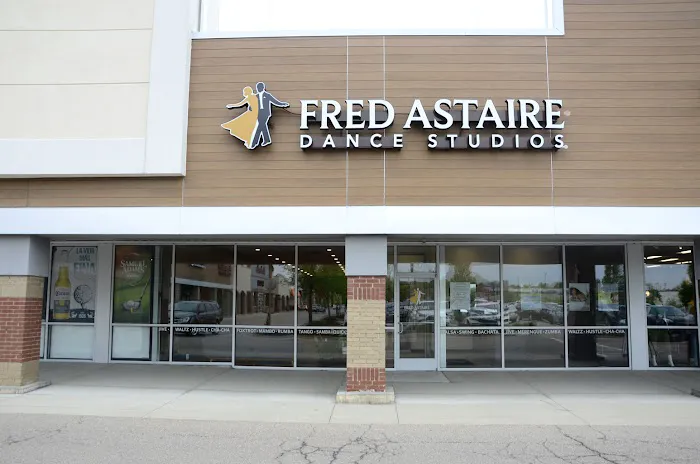 Fred Astaire Dance Studios Picture 3