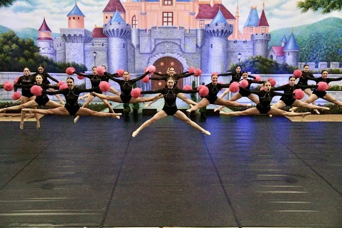 Dancer's Edge Picture 9