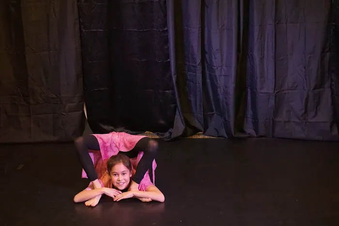 Heaven's Least Ballet Picture 8