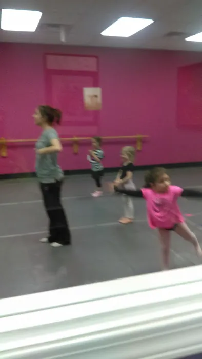 Encore Performing Arts Picture 1