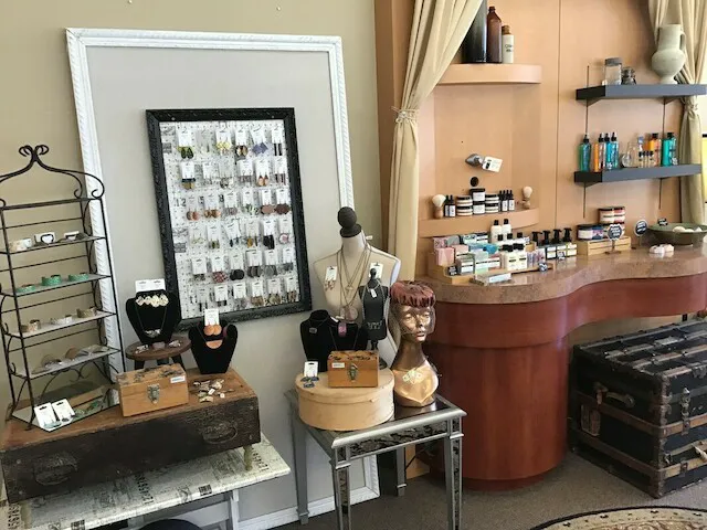 1822 Vintage Boutique & Dance Studio Picture 7