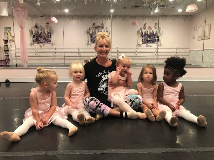 Pink Slipper Dance Studio Picture 10
