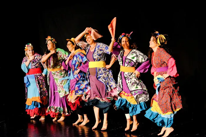 Luna Dance Circle Picture 4