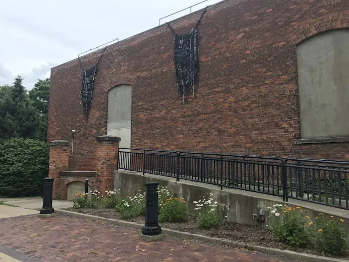 Riverside Arts Center Picture 3
