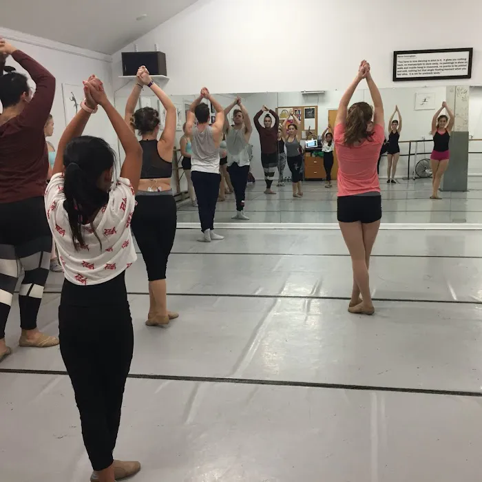 Karyns Dance Place Picture 3