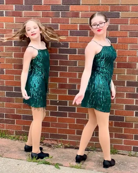 Claudia's Dance Experience Picture 5