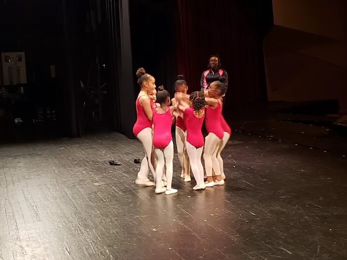 Arabesque Dance Academy LLC Picture 3