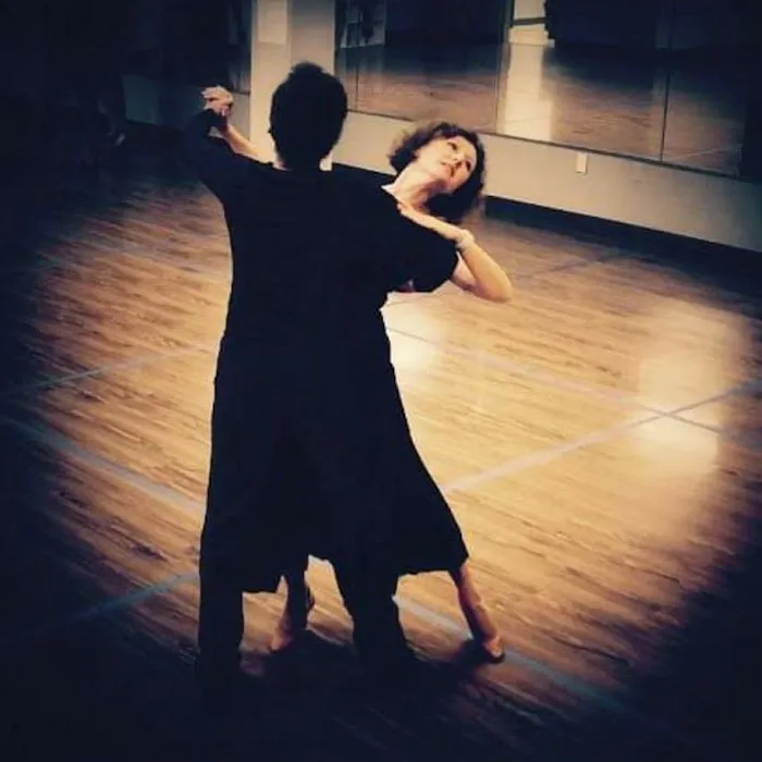 Midwest Ballroom Dance Club Picture 7