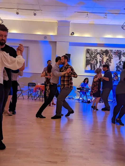 Tango Del Barrio Inc Picture 3