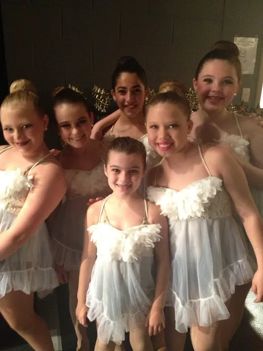 Performer's Edge Dance Studio Picture 2