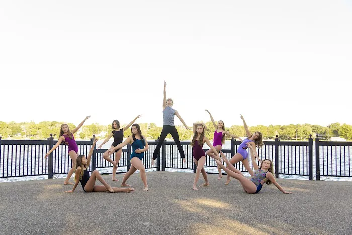 Grosse Ile Academy of Dance Picture 2