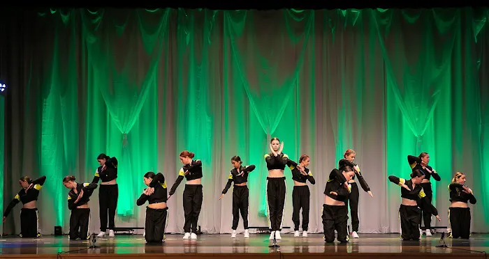 Dance Avenue Picture 8