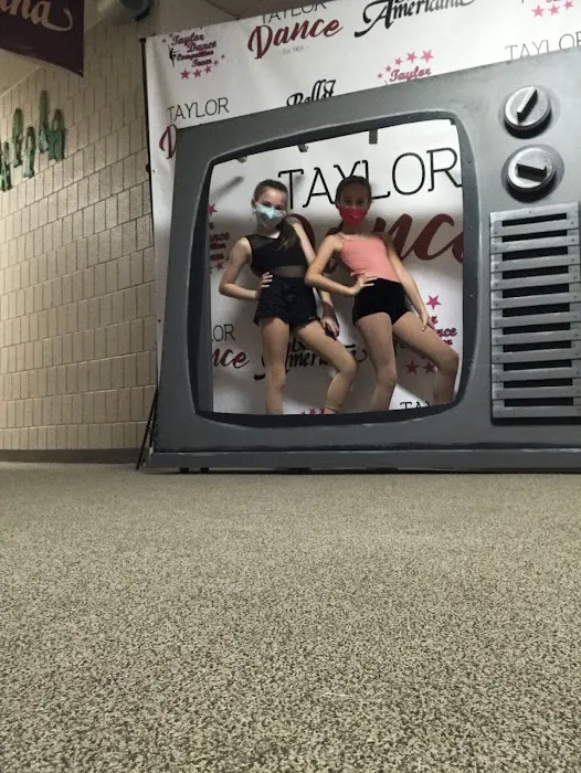 Taylor Dance Picture 2
