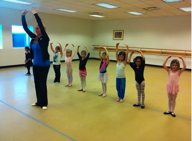 Dancin' Feet Picture 1