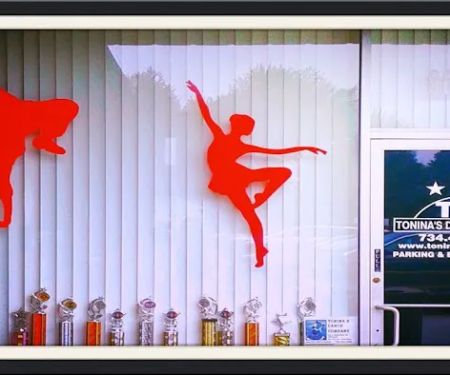 Toninas Dance Company