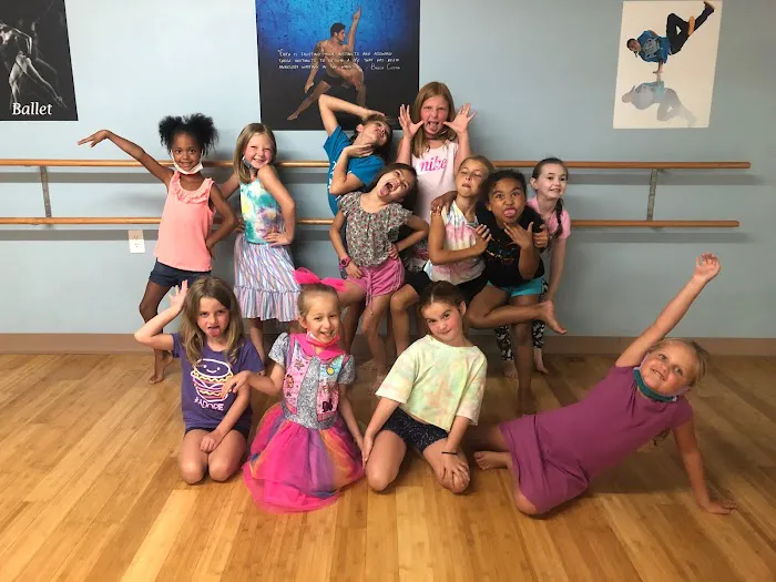 Mosaic Dance Center Picture 5