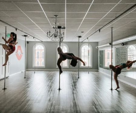 STUDIO LA FEMME
