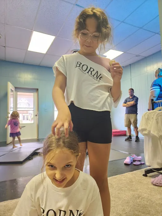 BORN Dance Academy Picture 5