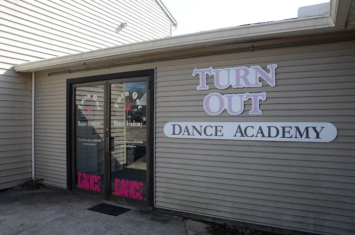 Turn Out Dance Academy Picture 8