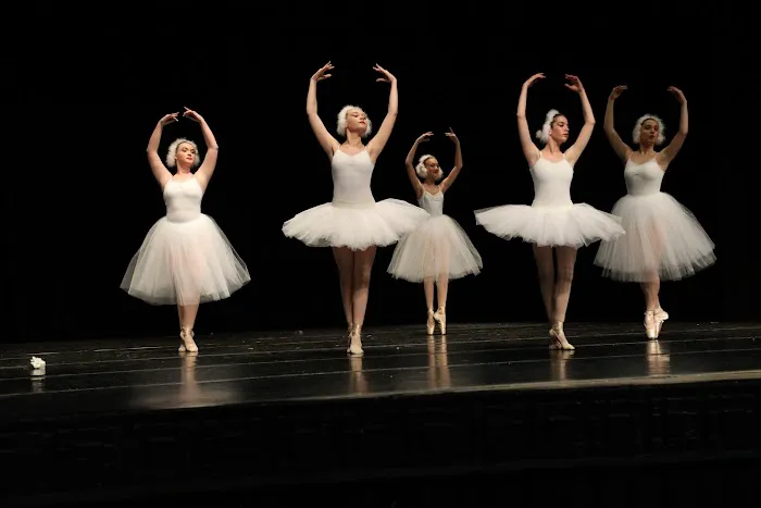 Cinti Dance Academy Picture 1