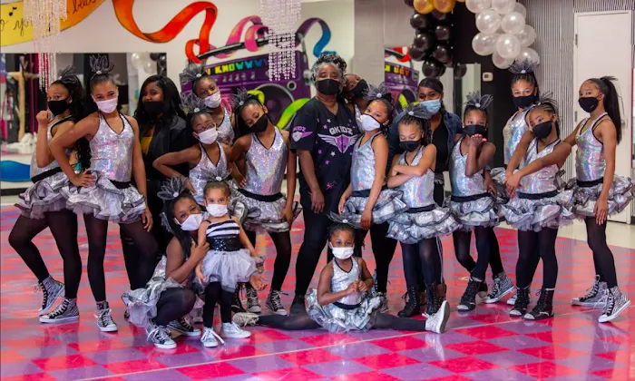 Q-KIDZ Dance Studio Picture 3