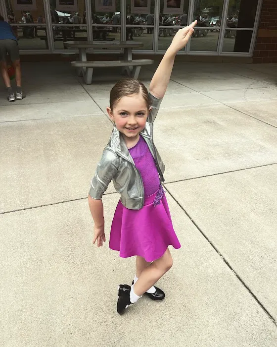 Expressions Dance Theatre Picture 4