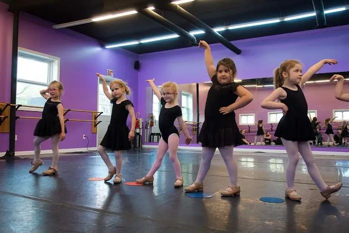 Stage I Dance Academy Picture 1