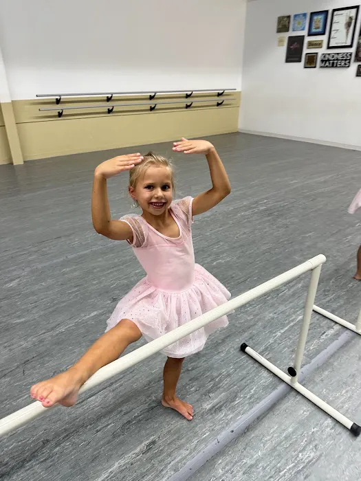 The Academy of Gregory Hancock Dance Theatre Picture 6