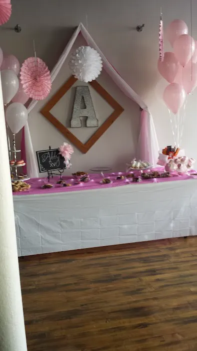 Dance Moore Studio LLC and Juice Bar Picture 1