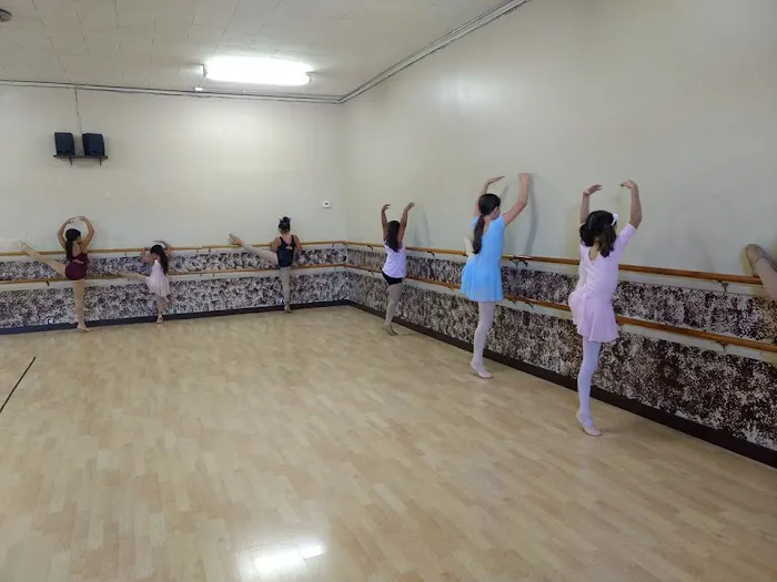 In Focus Dance Center Picture 1