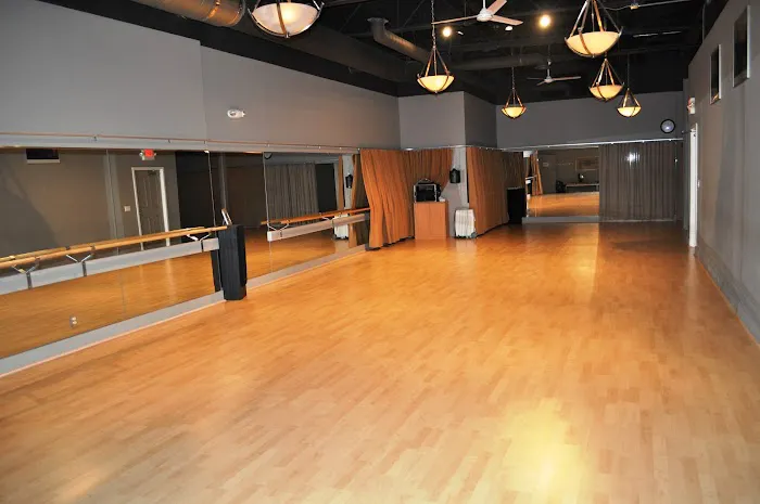 Mid American Studio Picture 5