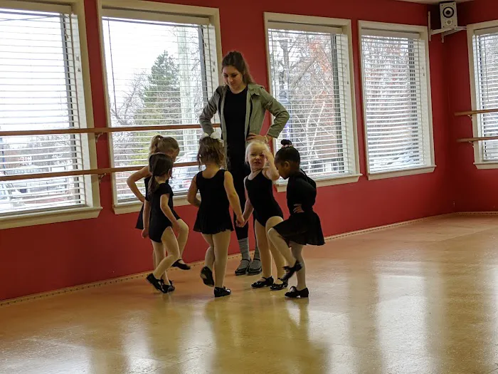Shanon's Dance Academy Picture 2
