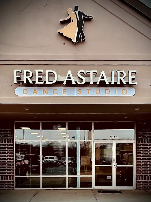 Fred Astaire Dance Studios - Greenwood Picture 2