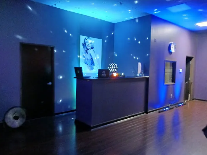 Fred Astaire Dance Studios - Greenwood Picture 8