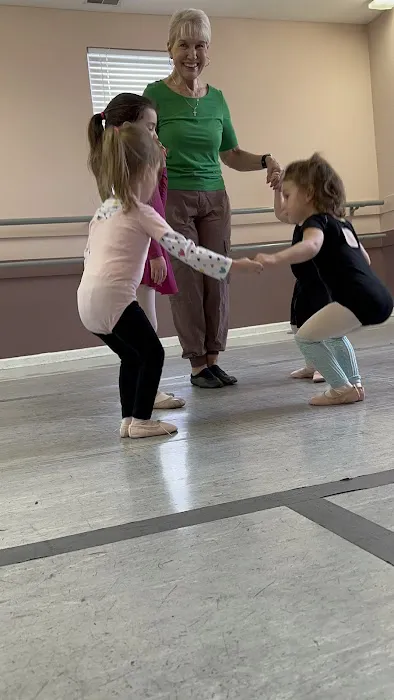 Fox Hill Dance Academy Picture 5