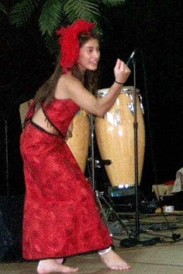 Indy Hula Picture 3